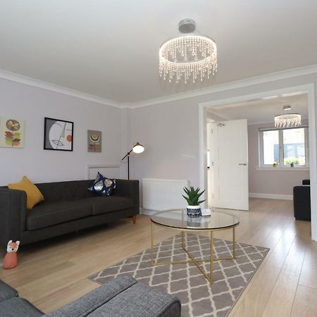 Dunfermline - Luxury 3 Bedroom 2 Bathroom Detached House With Garden エクステリア 写真